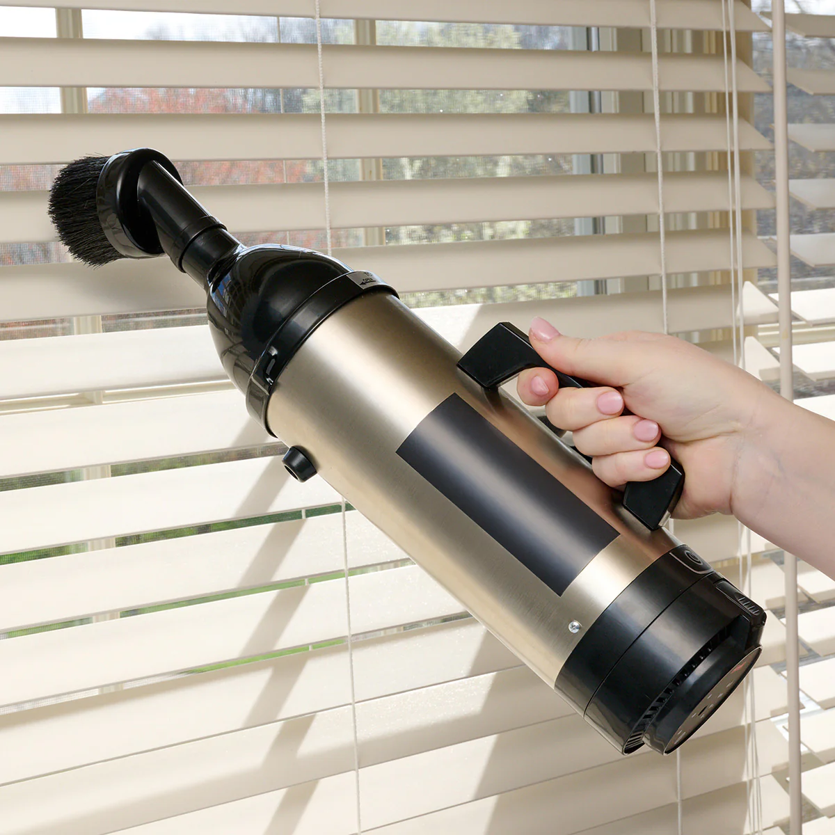 Professional Cordless Utility Vacuum - Image 13