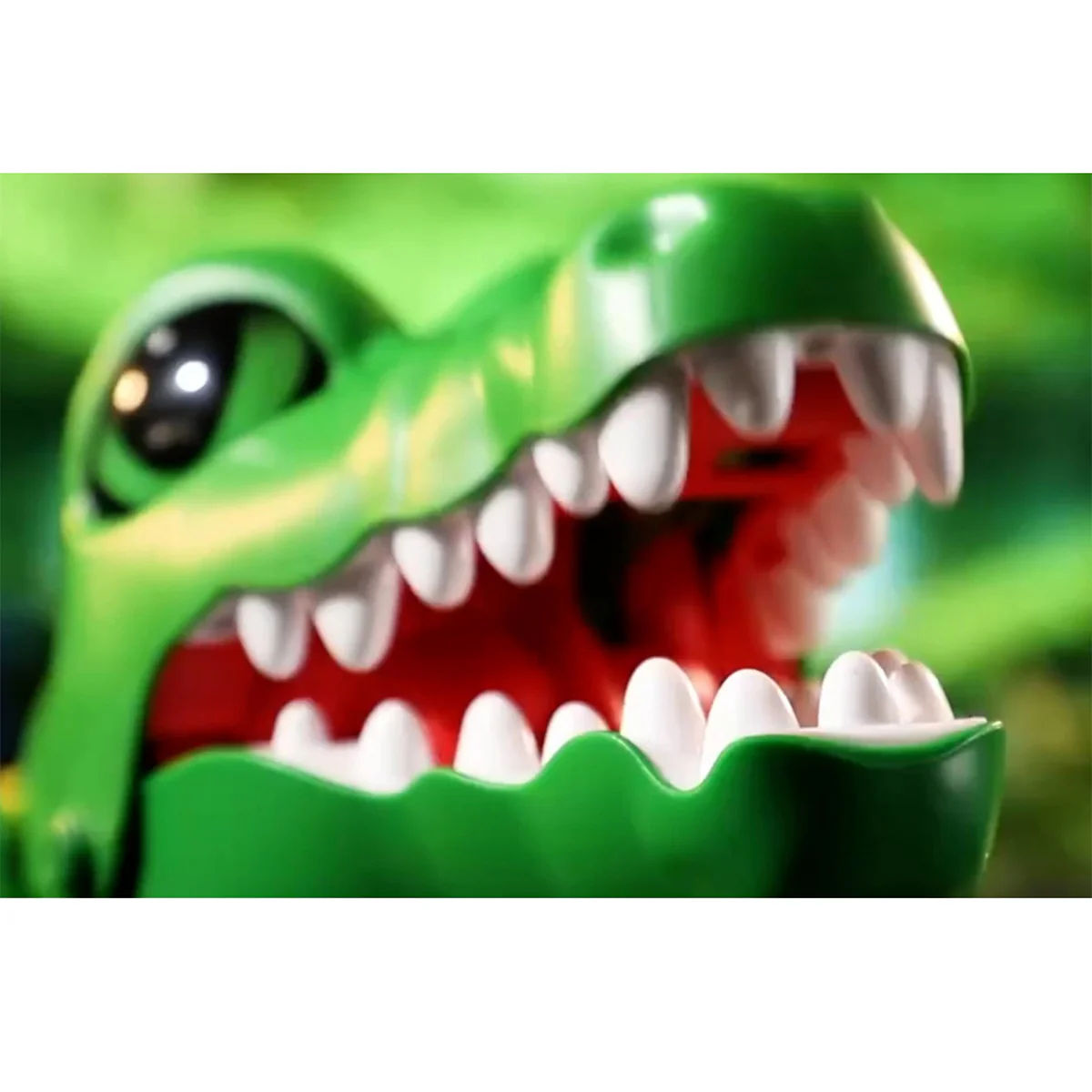RC Crazy Crocodile - Image 2