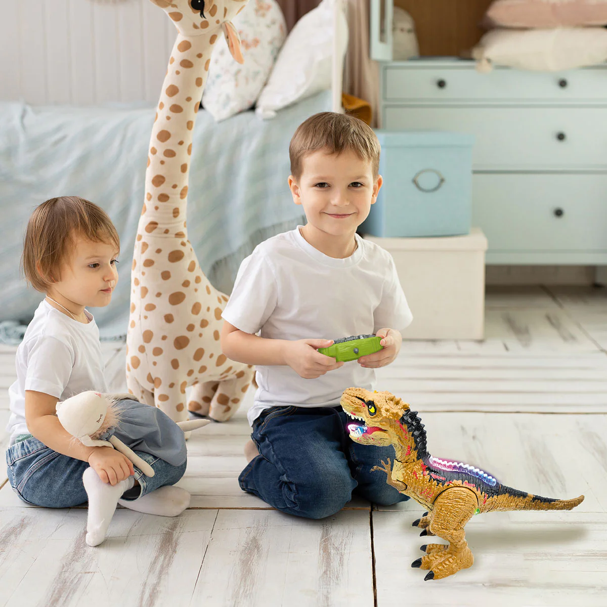 RC Dinosaur with Smoke and Lights - Image 7