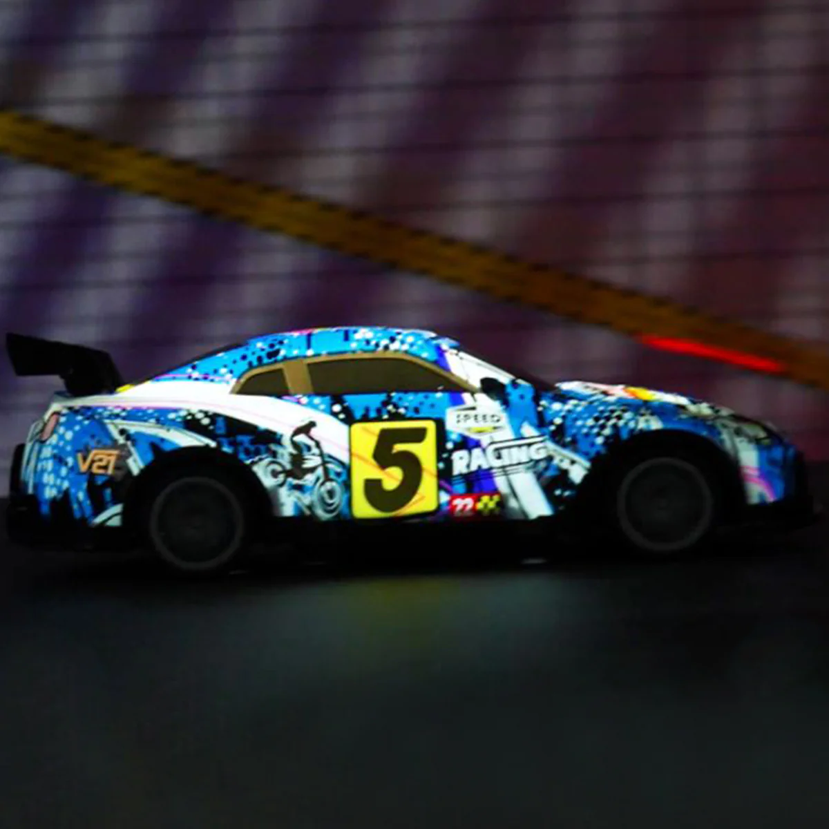 RC Racing Car - Image 8