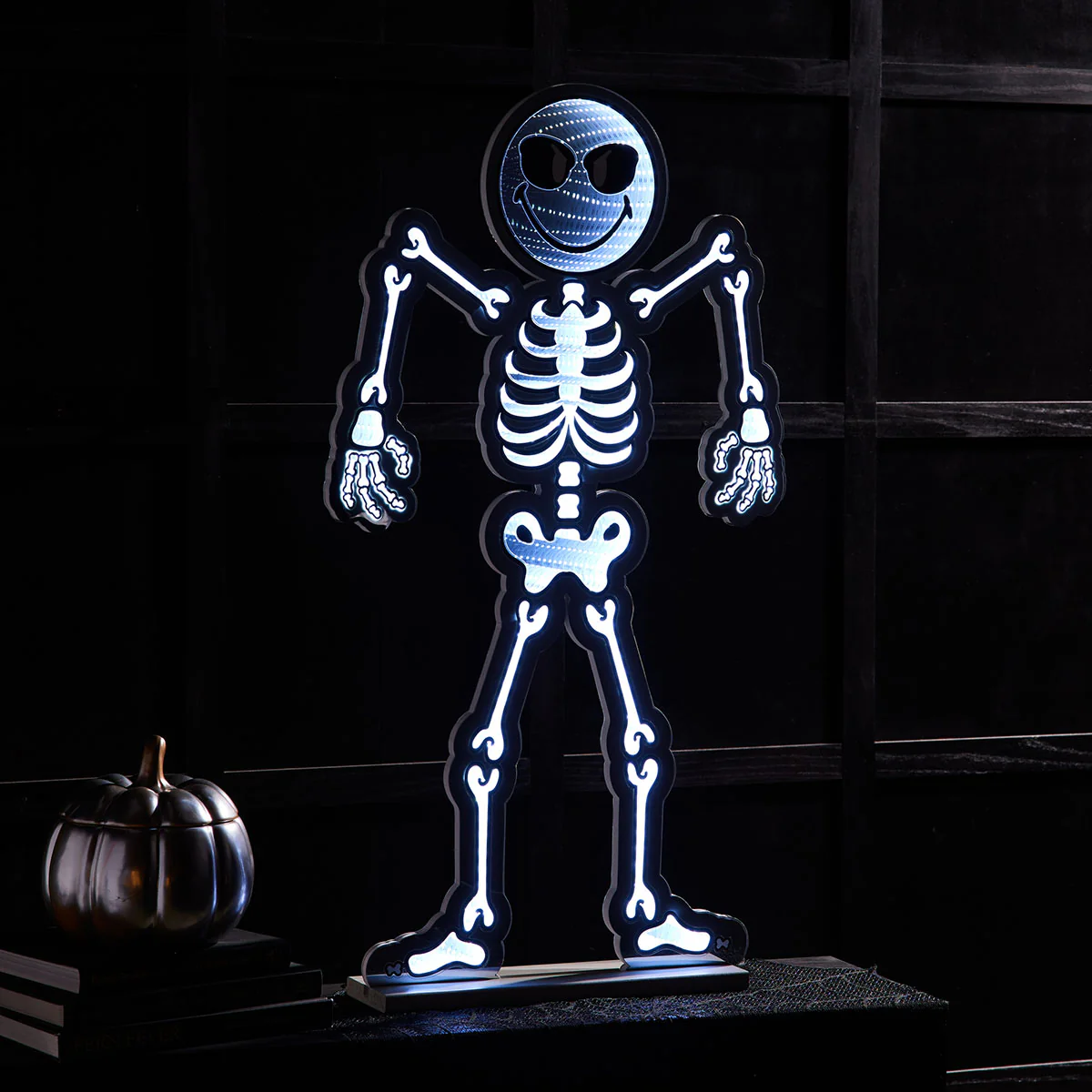 SmileyWorld Skeleton LED Infinity Light - Image 4