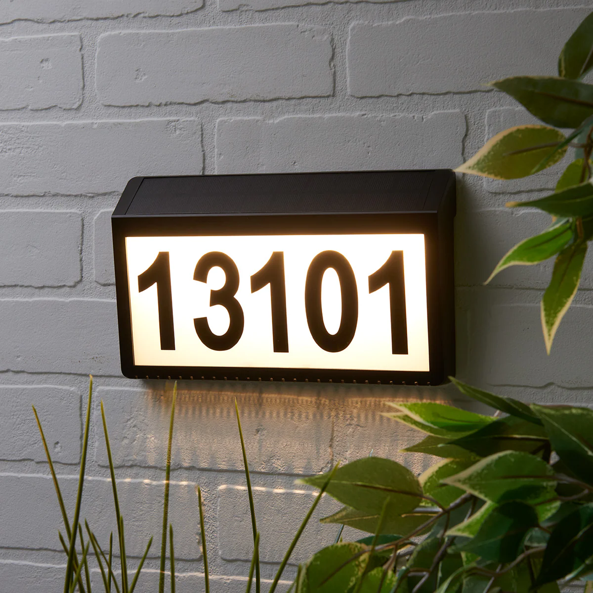 Solar Powered Address Sign - Image 9