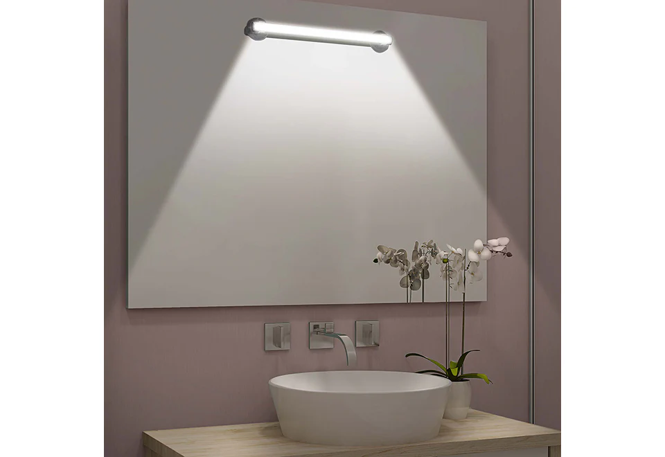 Suction Cup LED Vanity Light - Image 4