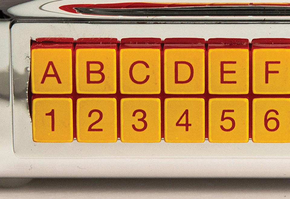 Tabletop Diner Jukebox Radio with Bluetooth - Image 4