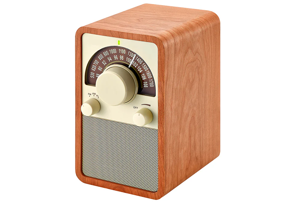 Tabletop Wooden Radio - Image 3