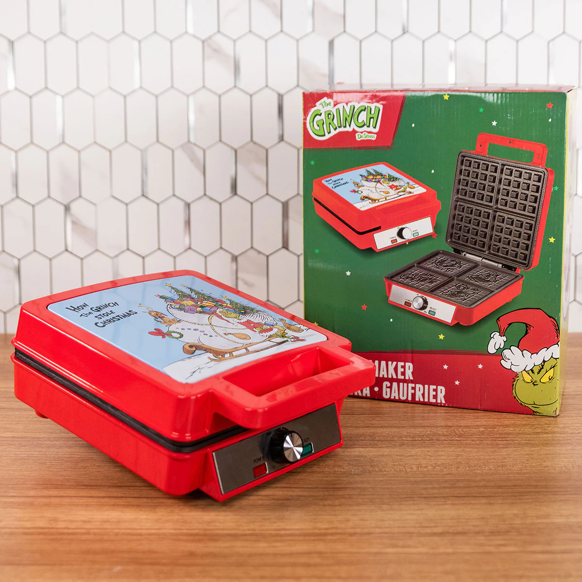 The Grinch Deluxe Waffler - Image 3