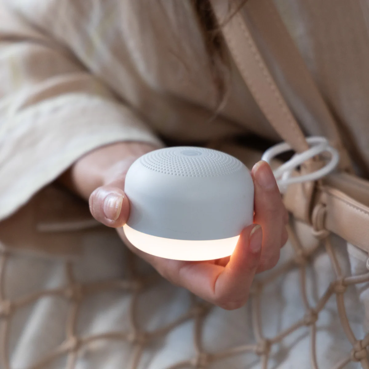 Travel Sleep Sound Machine with Light - Image 11
