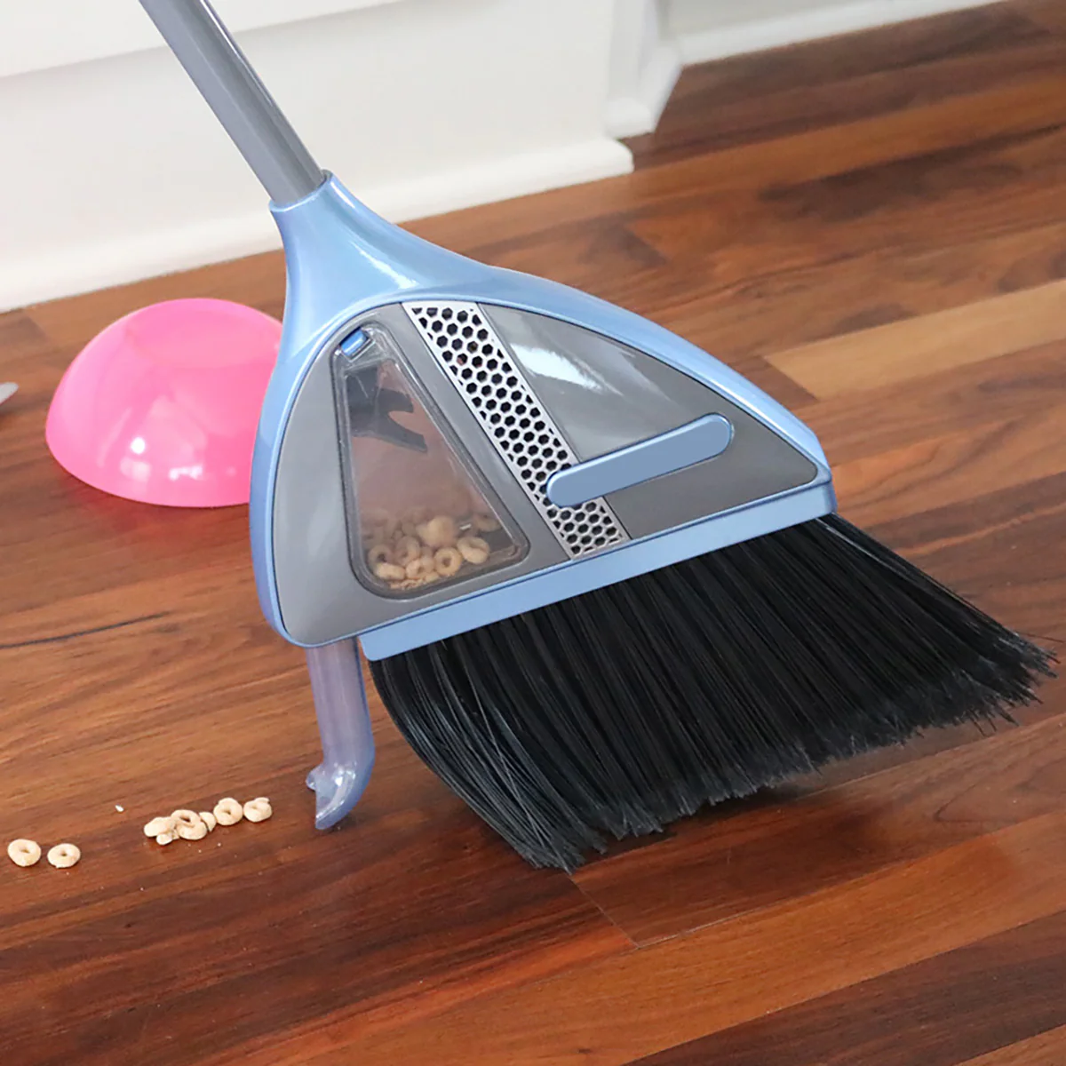 Vacuum Broom - Image 3