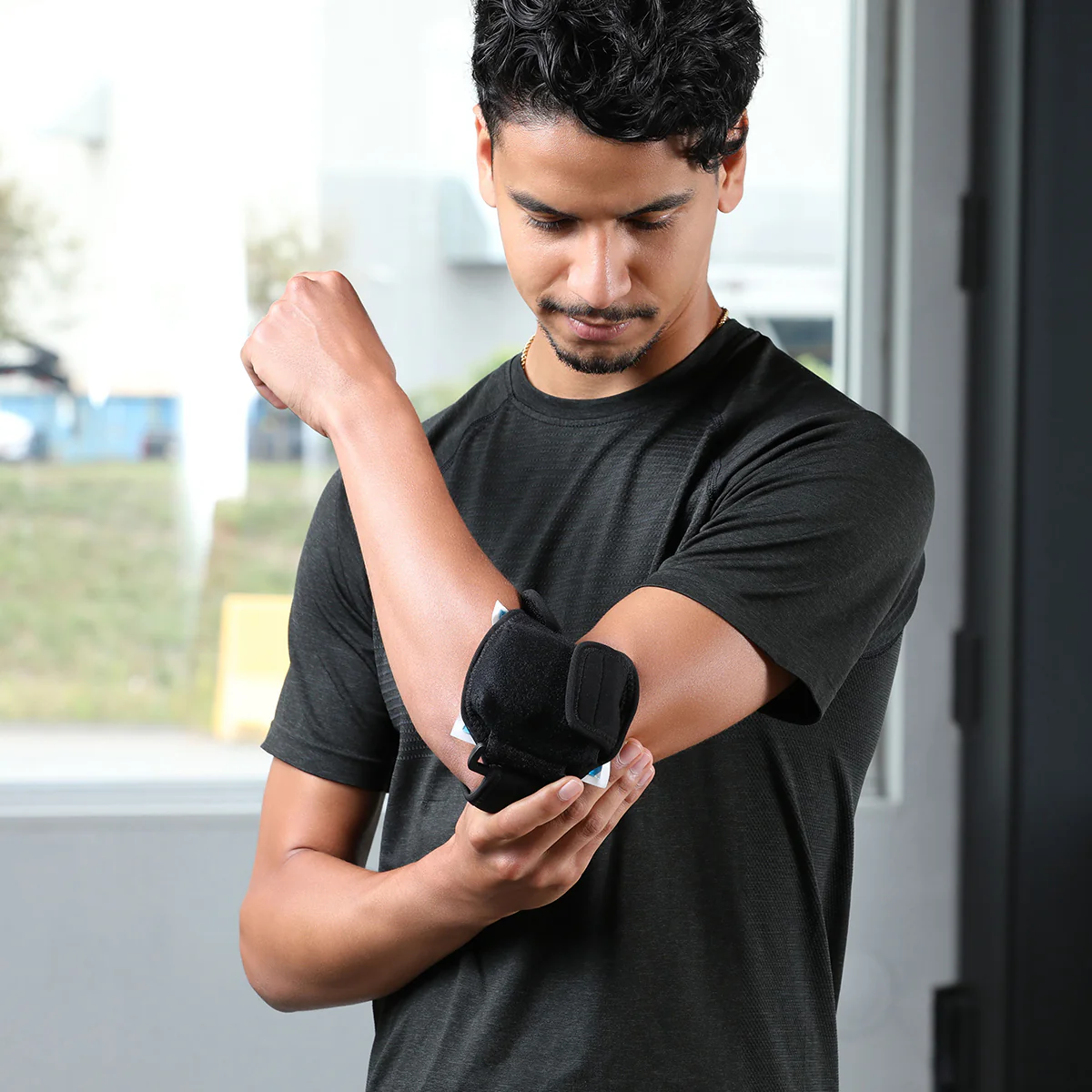 Vibrating Ice Pack Pain Relievers - Image 3