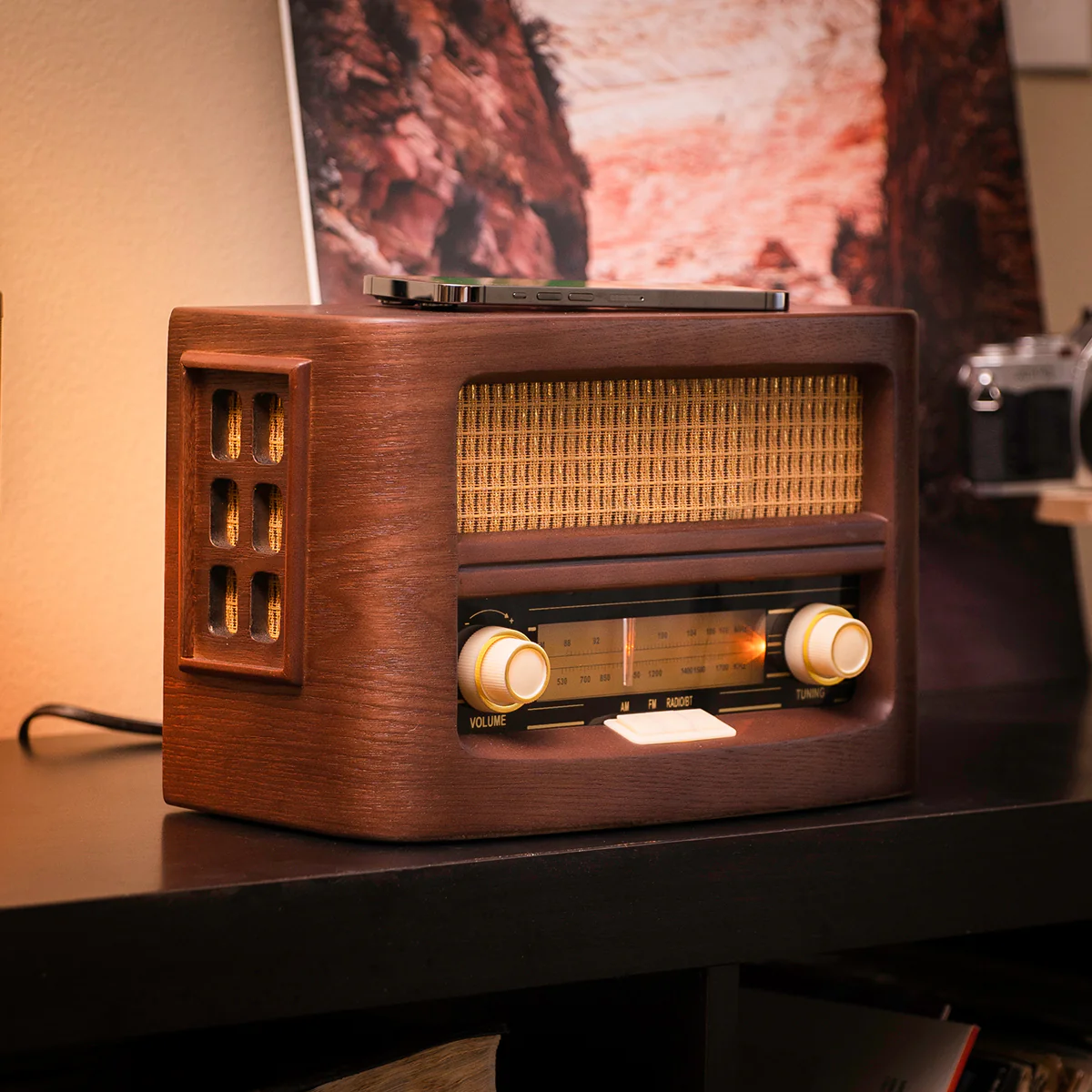 Vintage Bluetooth Radio and Wireless Charger - Image 3