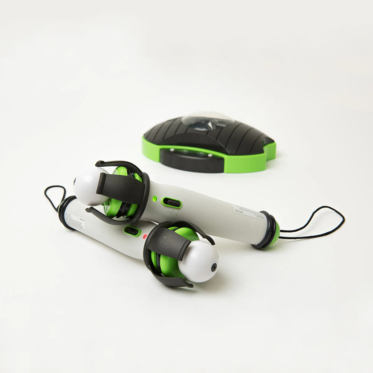 Virtual Pong by Sharper Image - Image 8