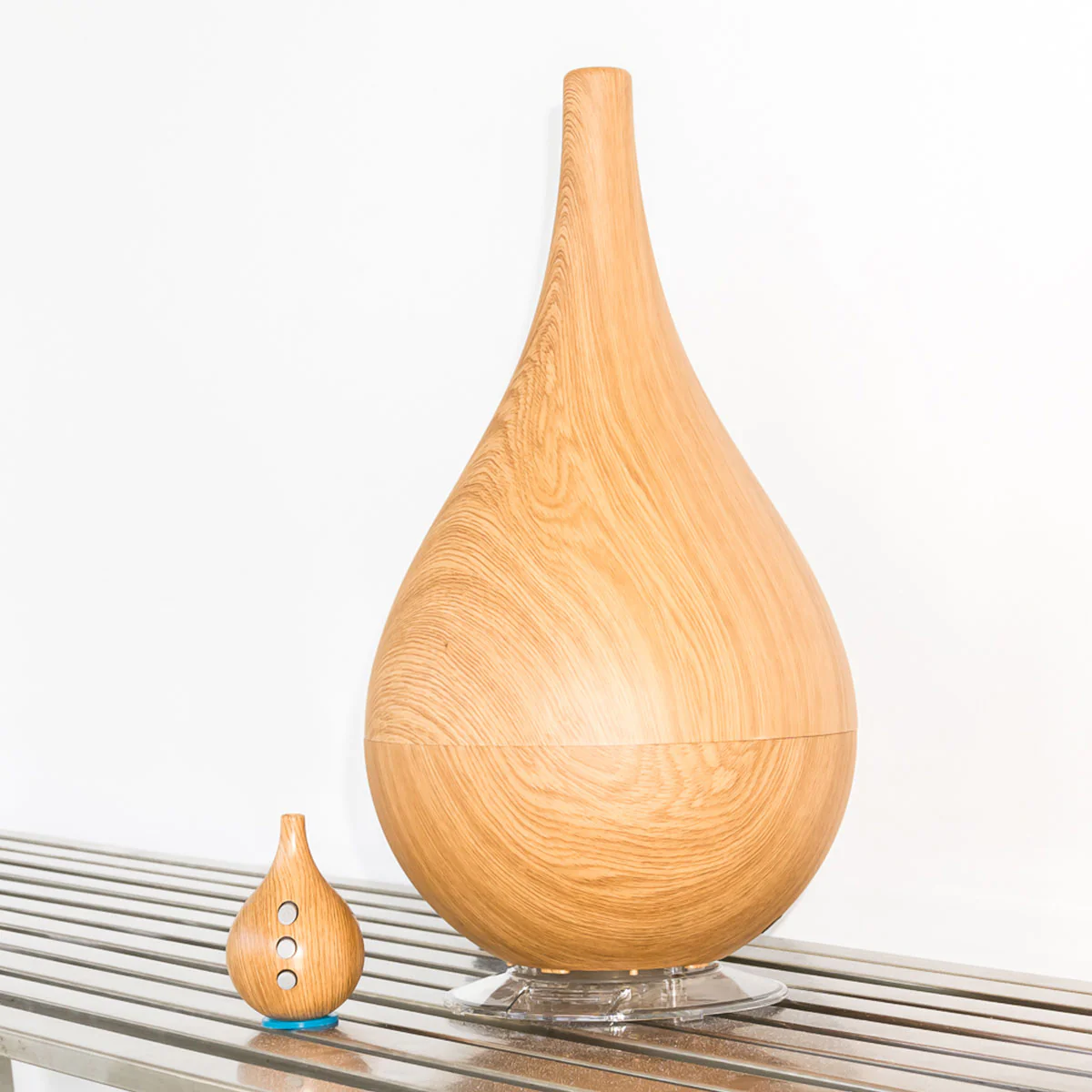 Wood-Grain Aromatherapy Humidifier - Image 3