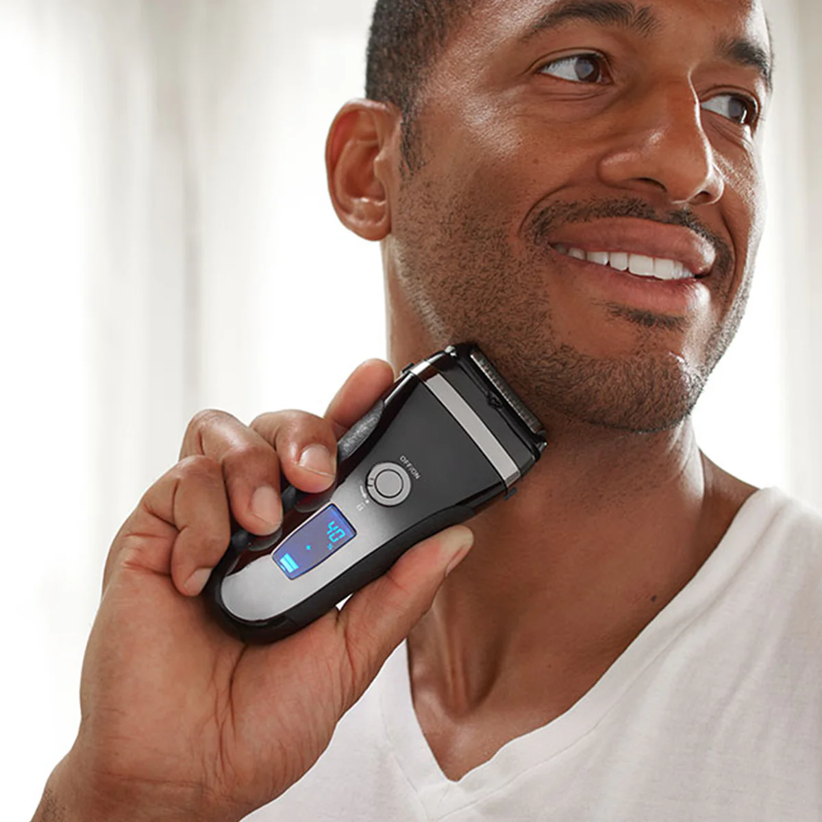 World's Fastest Cordless Foil Shaver and Trimmer by Sharper Image - Image 6